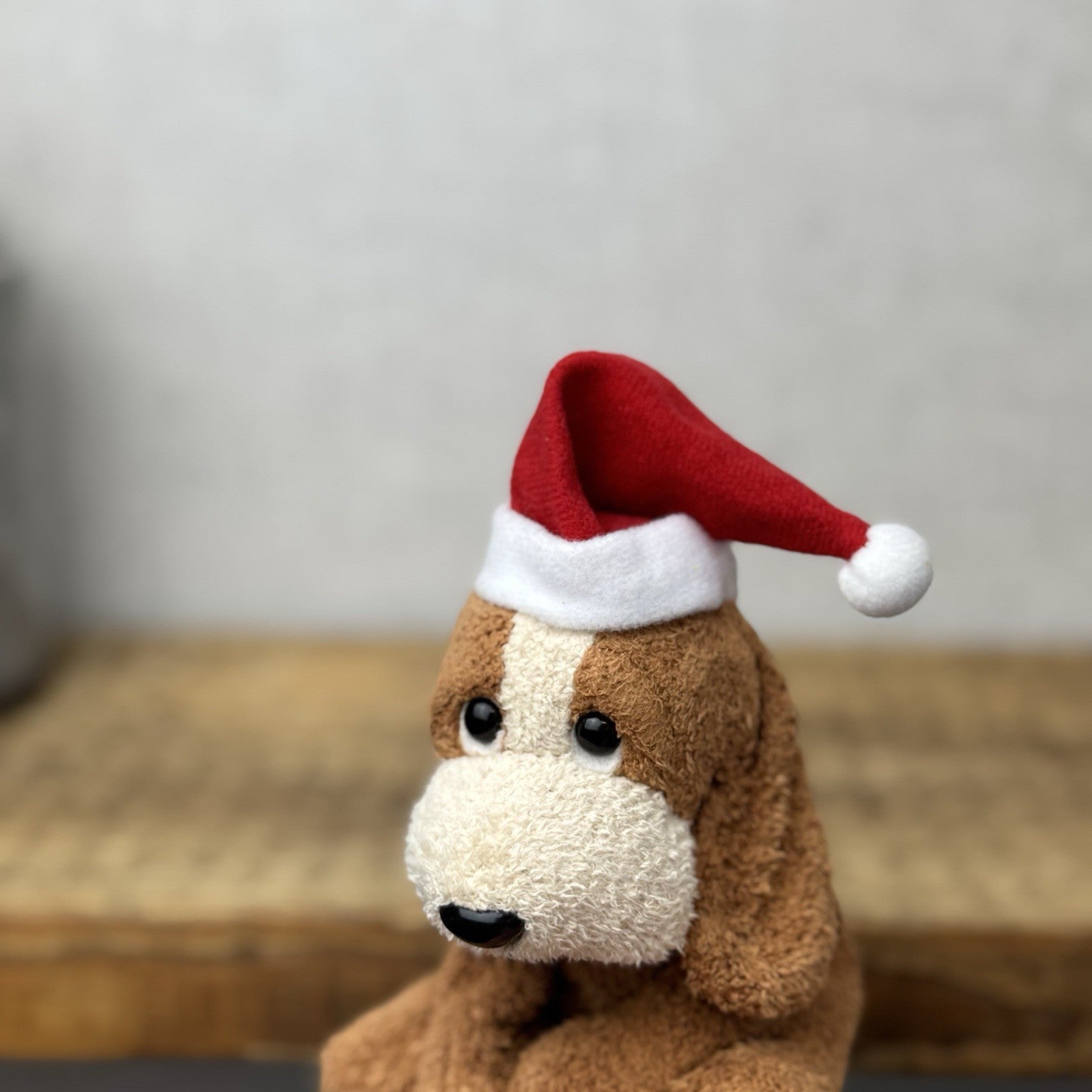 Russ Berrie Luv Pets Christmas Pup - Soft Toy With Christmas Hat Festive Beanie