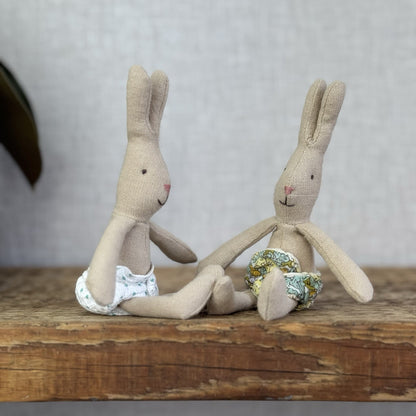 Maileg Baby Rabbits/newborn Bunnies X2 In Cloth Diapers Retired & Rare Bundle