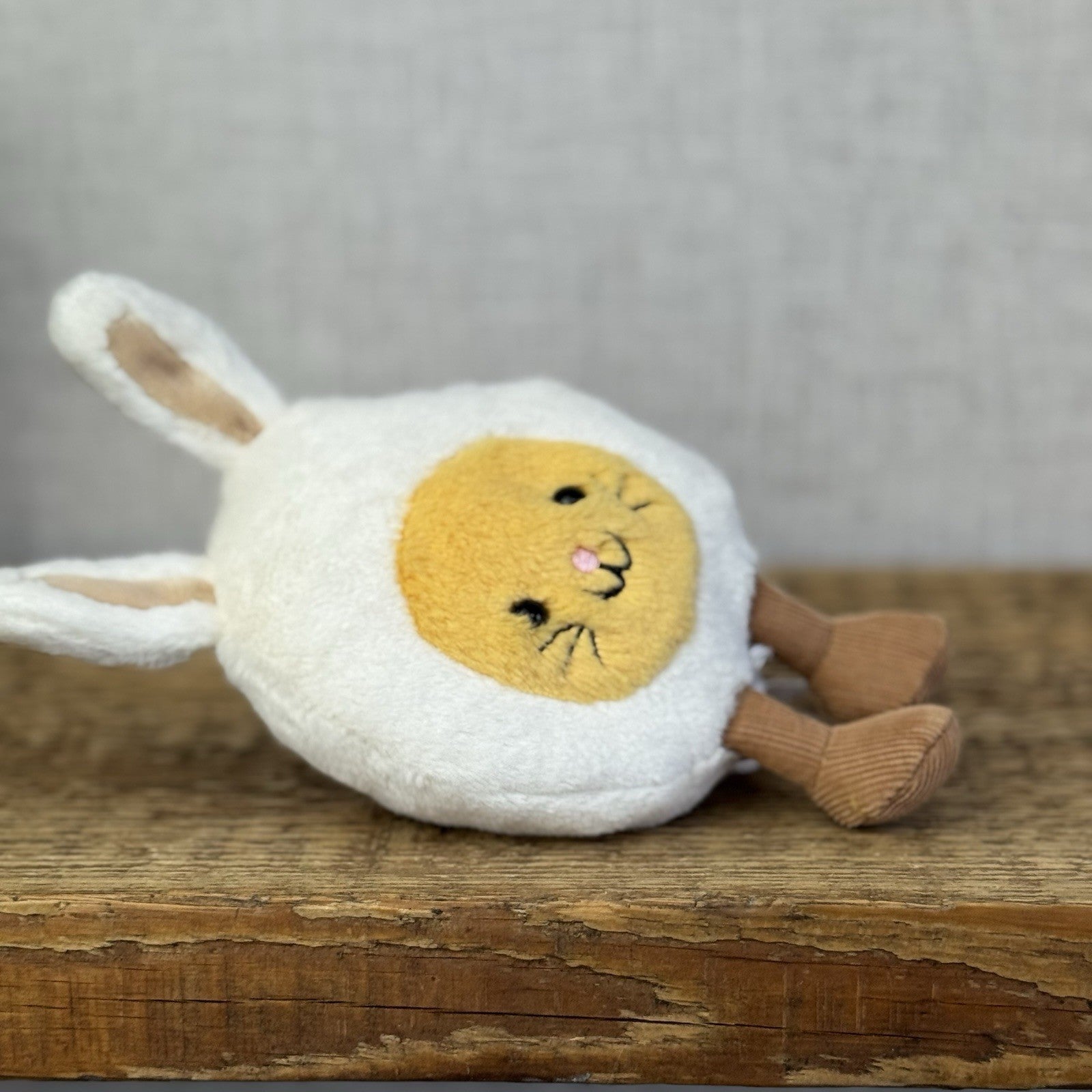 Jellycat Amuseable Bunny Egg - Rabbit Egg Novelty Jellycat Easter New Tags 6"
