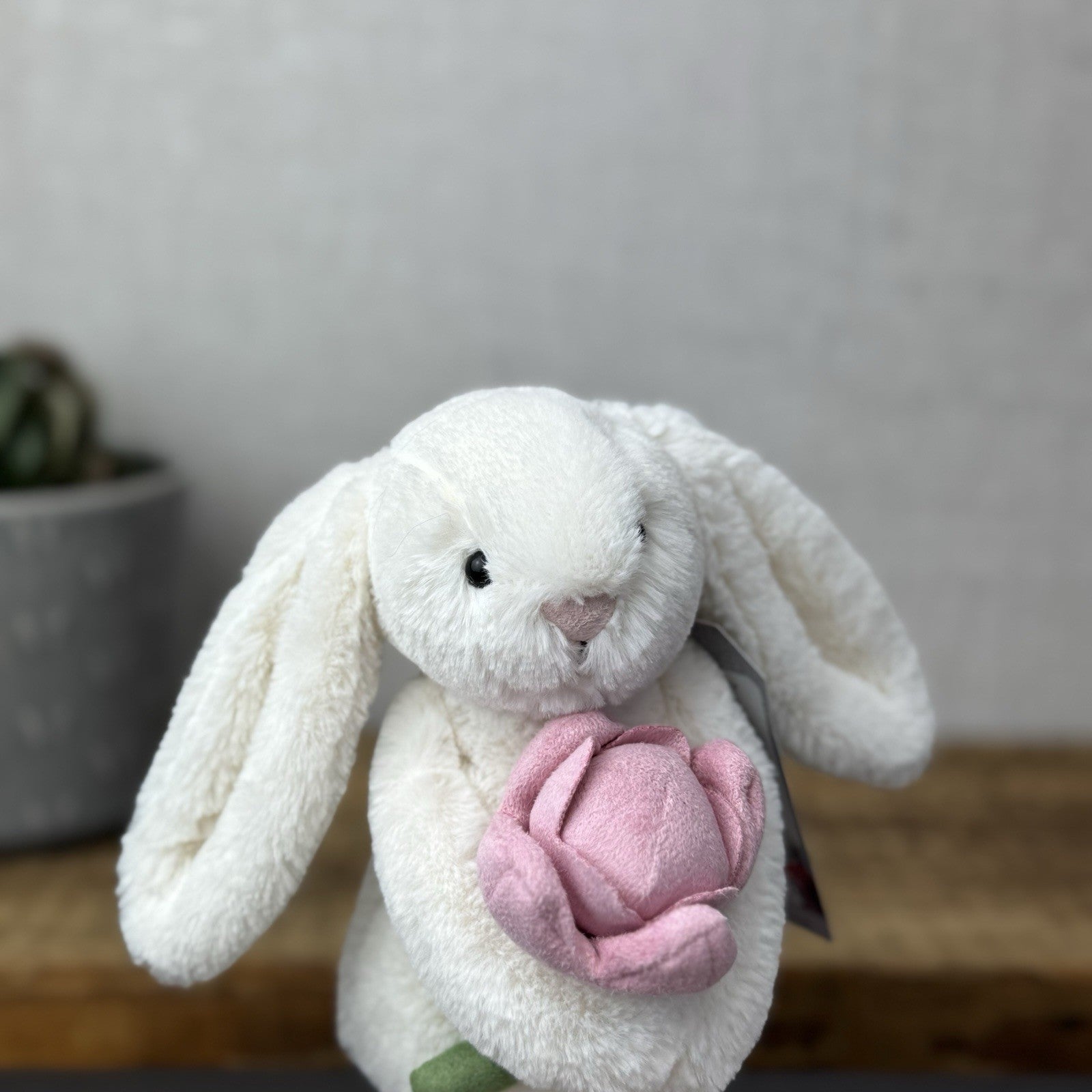 Jellycat Small Bashful Bunny Peony - Small Bunny With Pink Flower NWOT 8"