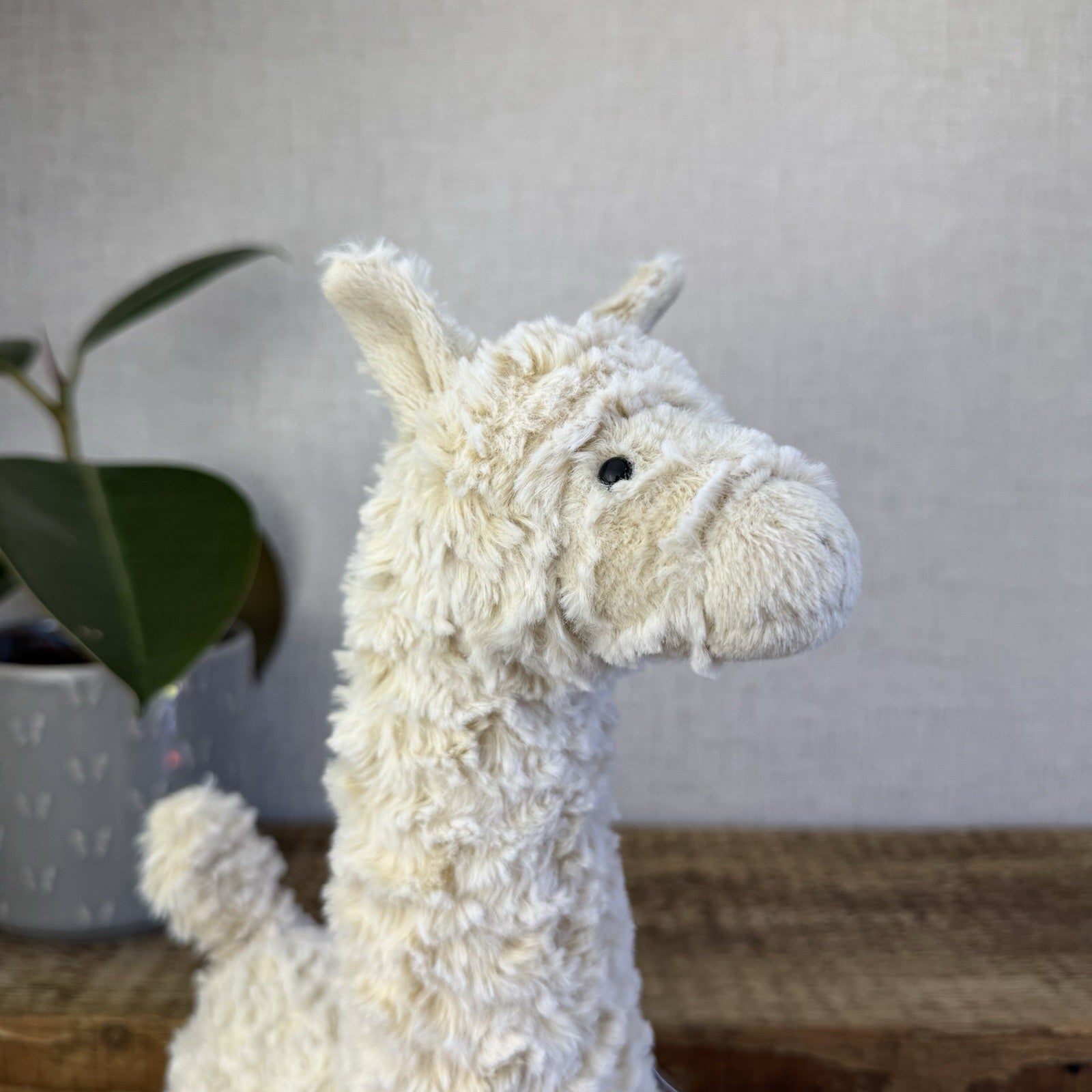 Jellycat Lars Llama - Large Cream Standing Llama Soft Toy Beanie Retired 16”