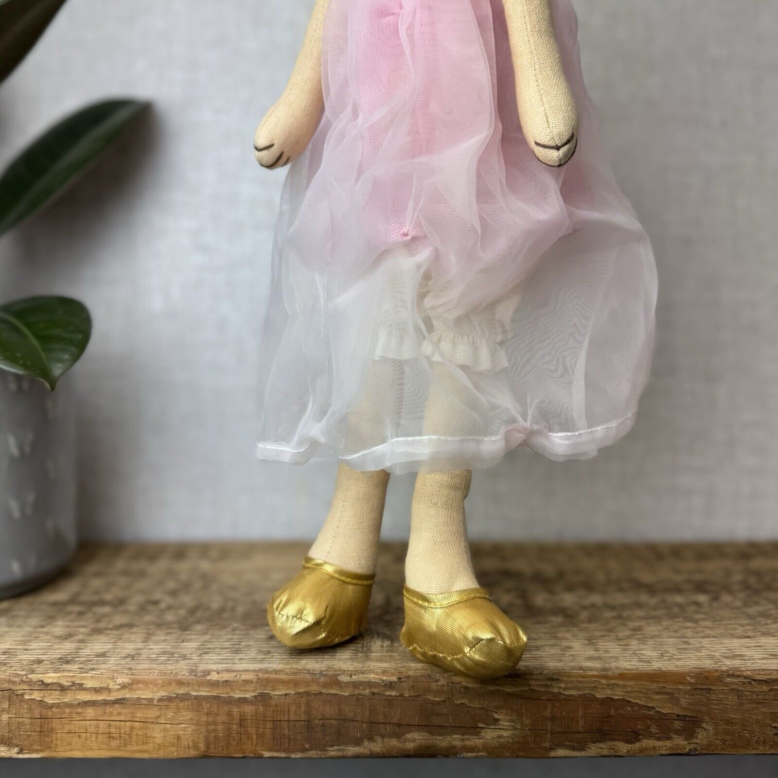 Maileg Medium Bunny Princess - Crown, Dress, Bloomers & Gold Shoes - Early 2012