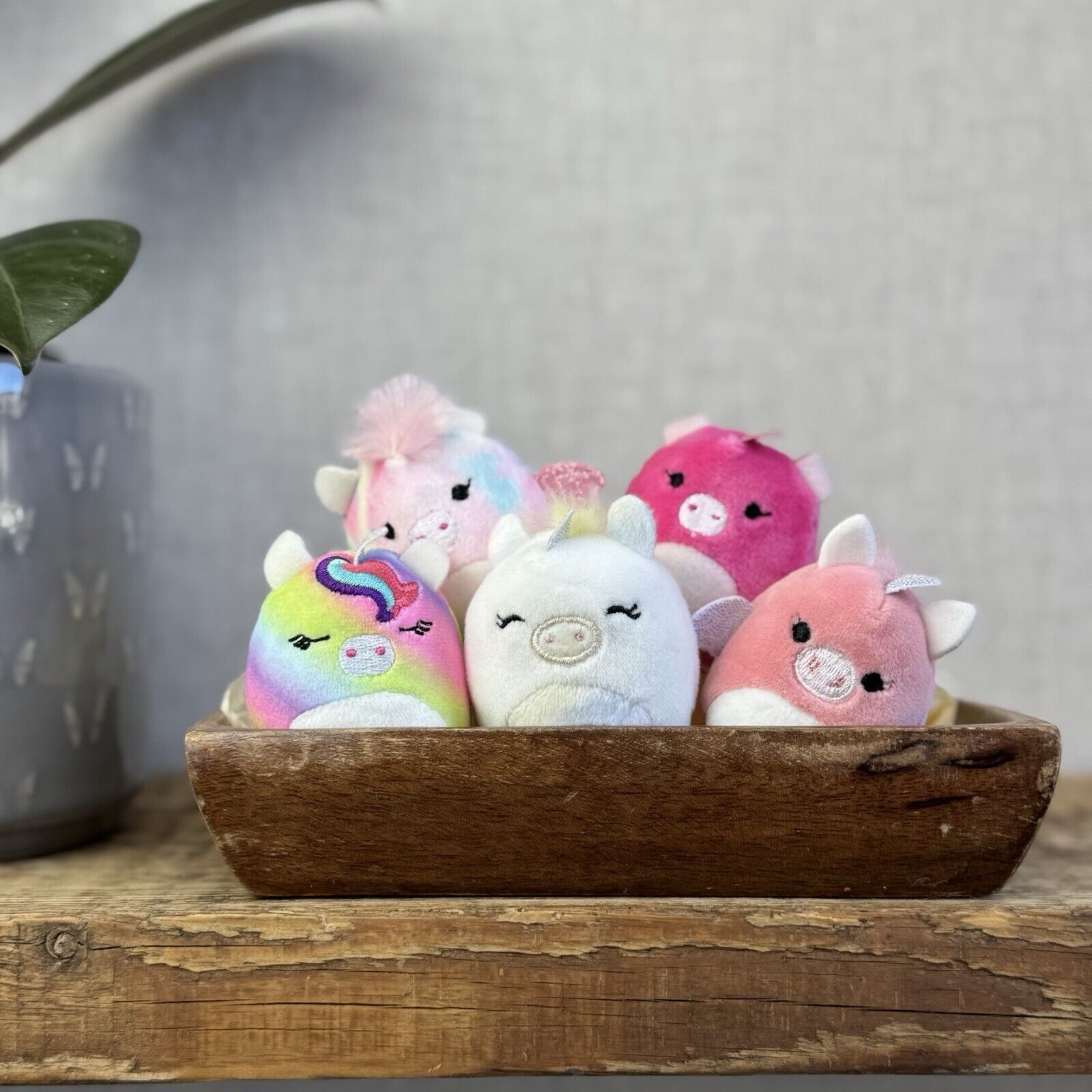 Squishmallow Squishville Unicorn Bundle - Pink, Rainbow Unicorns Tiny Squish 2"