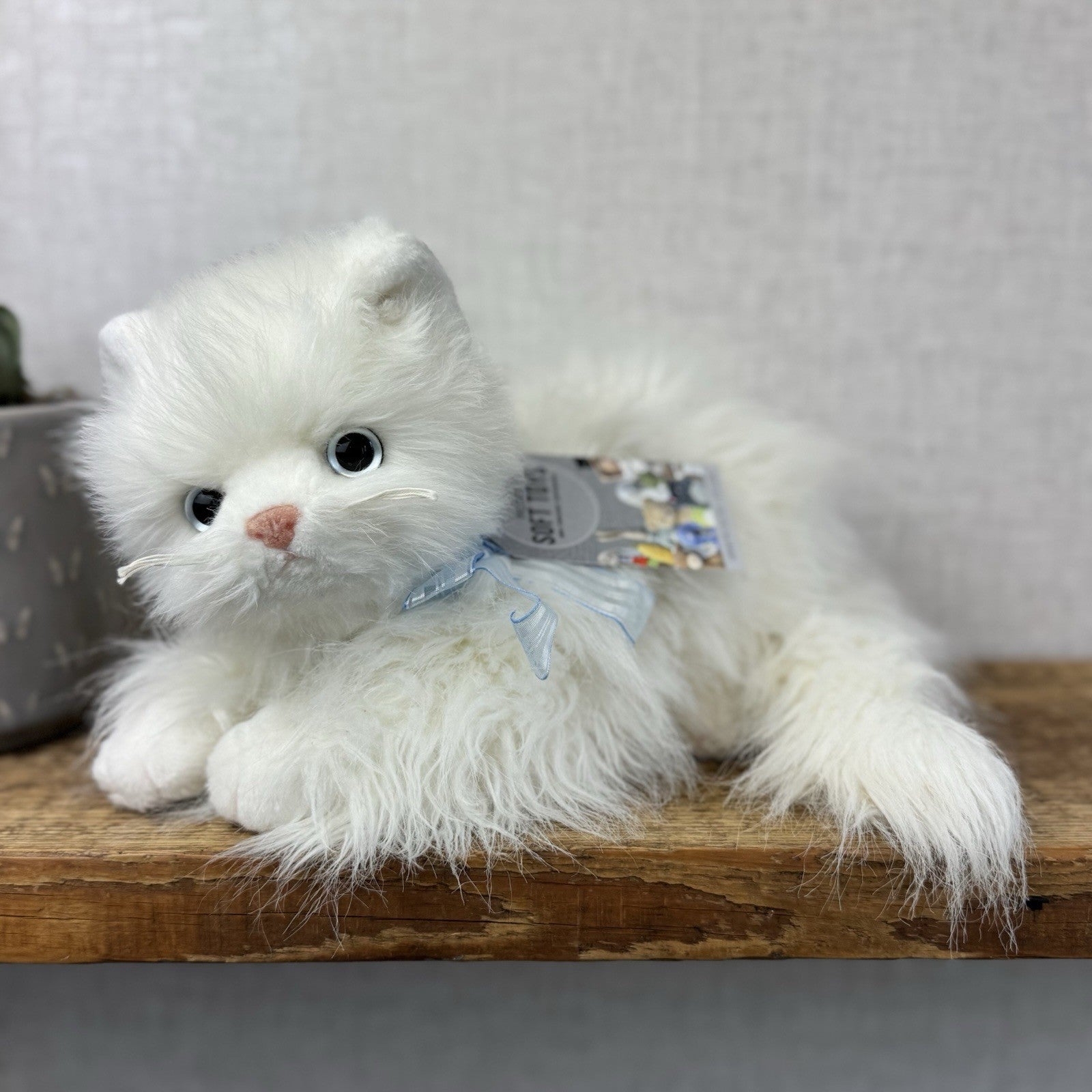 TY Sugar White Persian Cat - White Fluffy Persian Cat Blue Eyes & Bow 2002