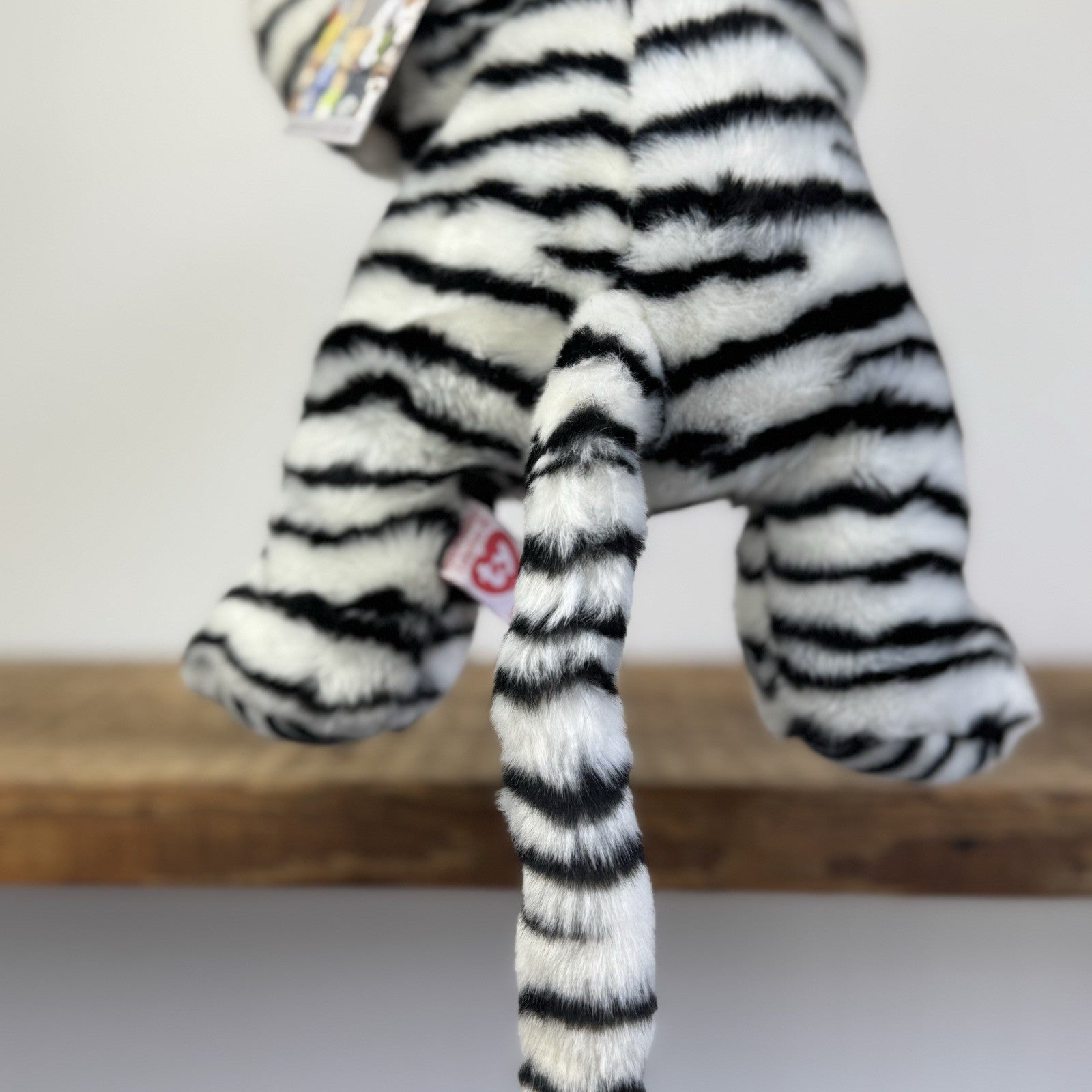 TY Beanie Buddies Blizzard- Beanie Laying White Tiger Soft Toy 2000s
