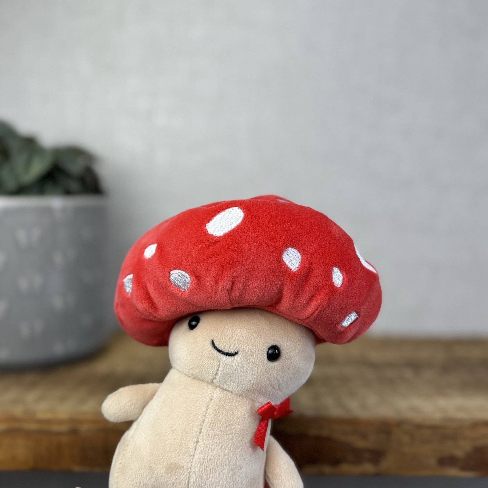 Jellycat Fun Guy Robbie - Red Mushroom Kawaii Beanie Velour Retired 8”