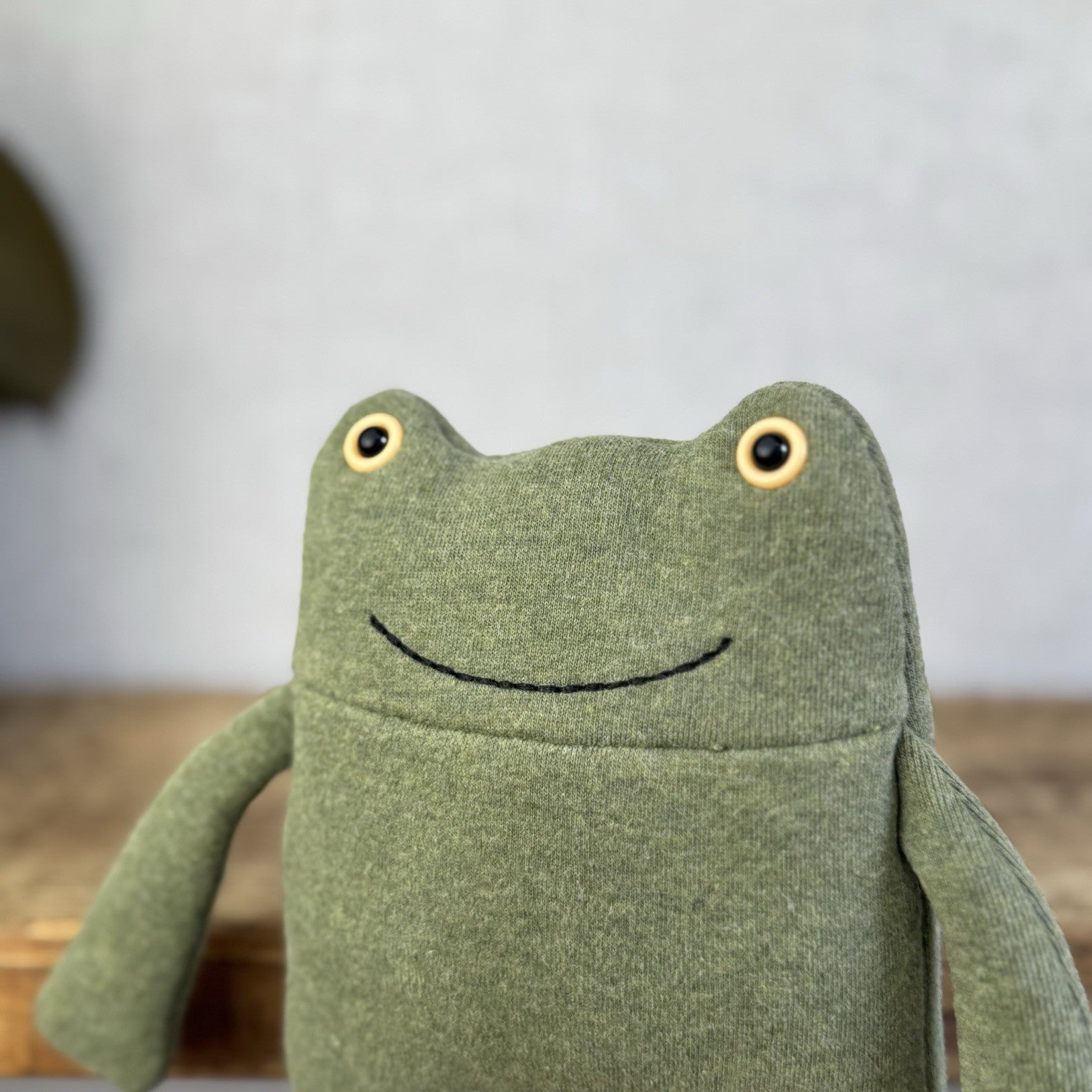 Jellycat Geek Frog - Jersey Green Soft Beanie Frog Toy Retired Small Cute 9"