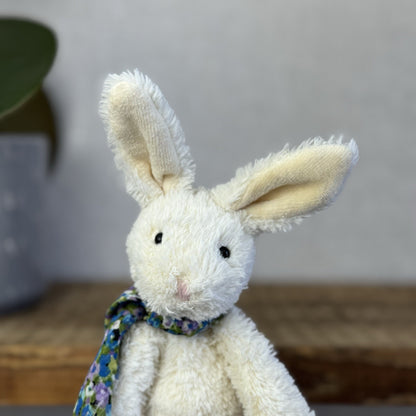 Jellycat Chi Chi Bunny Cream - Small Rabbit With Scarf Beanie Retired Rare 10”