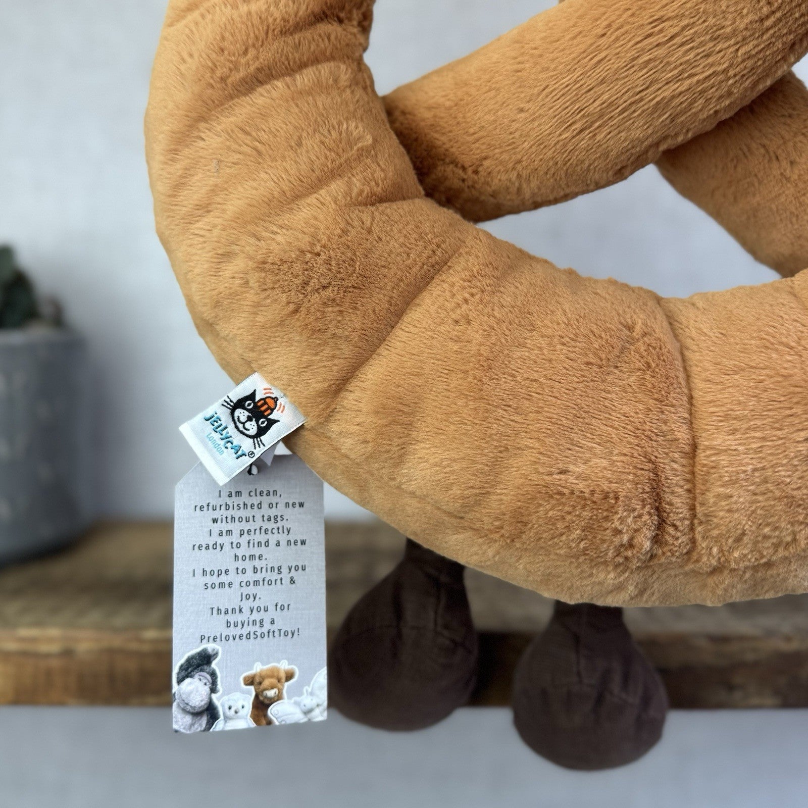 Jellycat Huge Amuseable Pretzel - Huge Amuseable Retired Soft Toy NWOT 16"