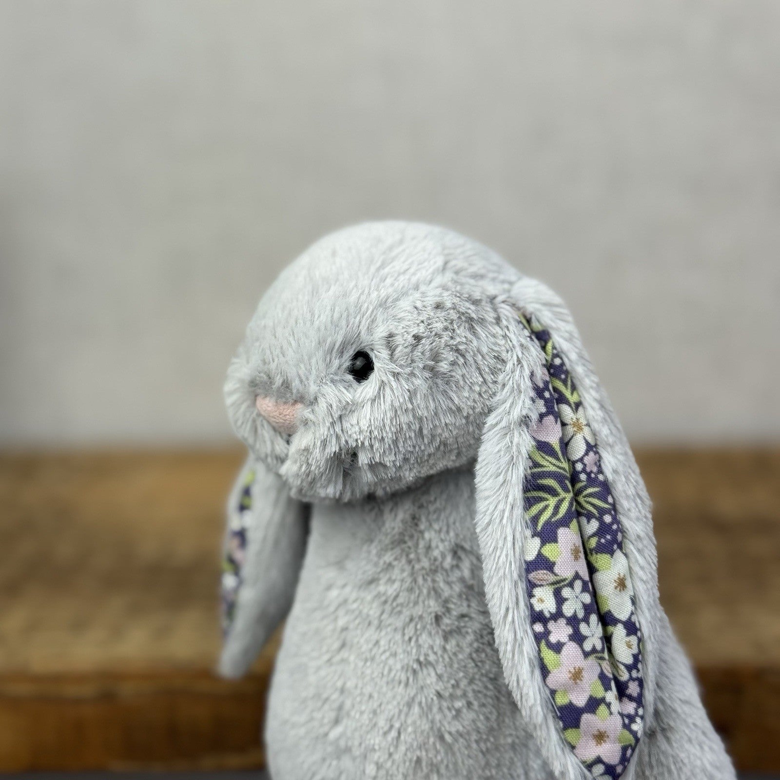 Jellycat Small Blossom Silver Bunny "Bloom" BNWT Purple Floral Ears Grey Bunny