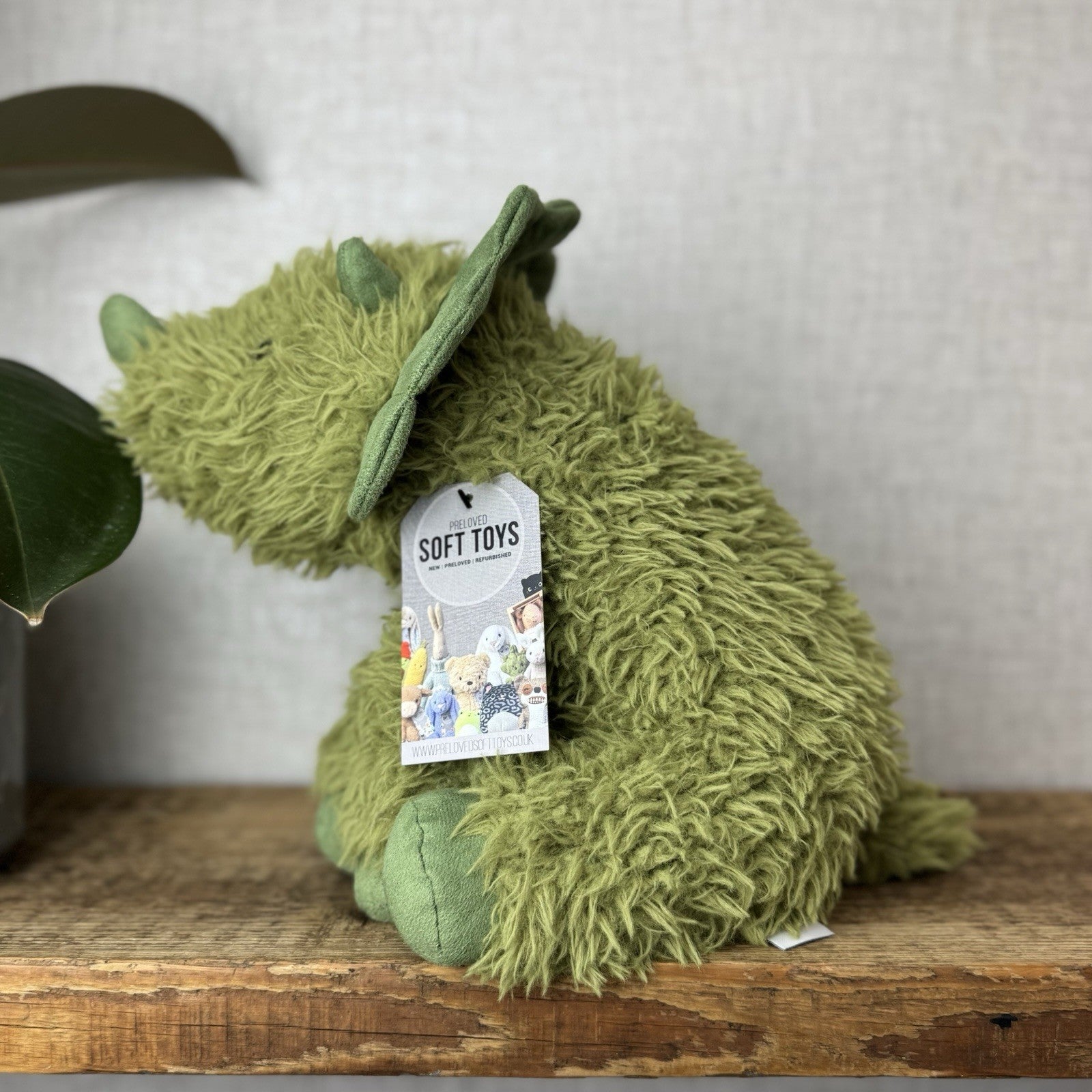 Jellycat Curvie Dino - Green Fluffy Sitting Dinosaur Plush Beanie - Medium 8” 