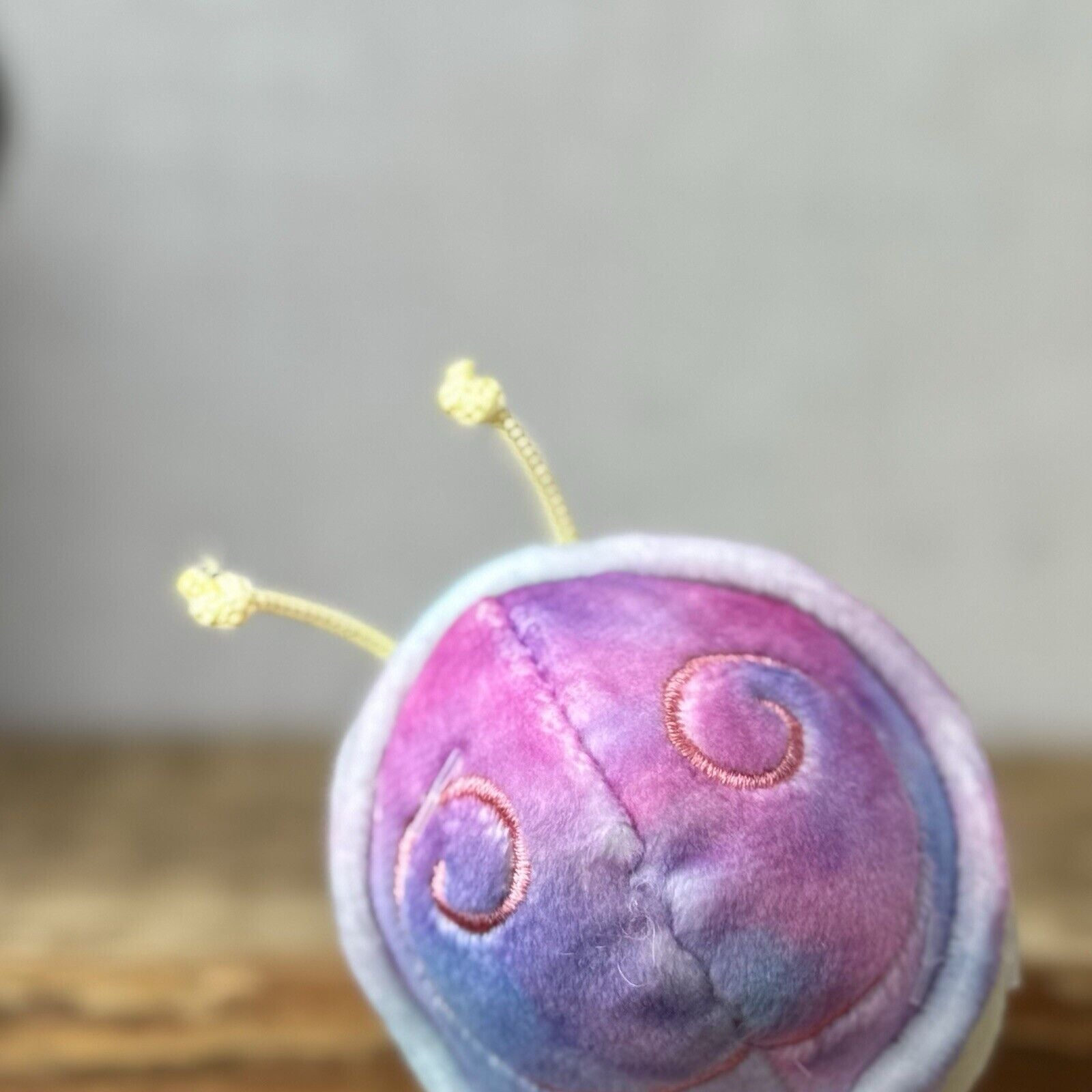 Squishmallow Squishville - Elysa The Snail - Soft Toy Tiny Snail Squishville 2”