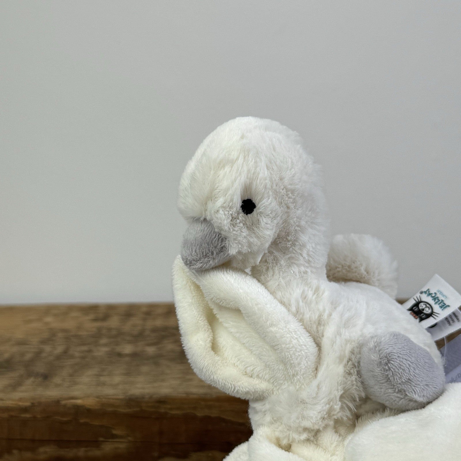 Jellycat Syllabub Swan Soother - White/Cream Swan Comfort Blanket 