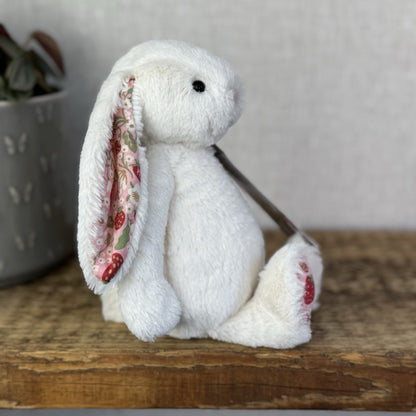 Jellycat Small Bashful Blossom Cream Bunny Berry - Cream Bunny Pink Ears NWOT 8”