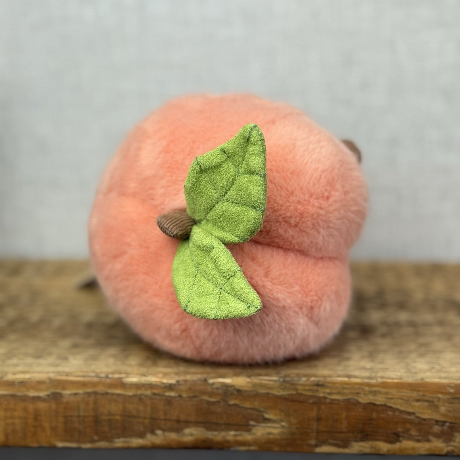 Jellycat Fuzzy Amuseable Peach - Beanie Fruit Peach Super Soft Plush NWOT 6”