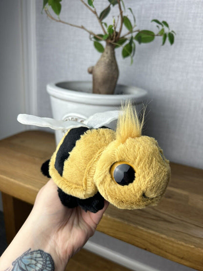 Jellycat Frizzles Bee - Jellycat Small Bee  - Frizzles - Big Eye Bee Bug Small