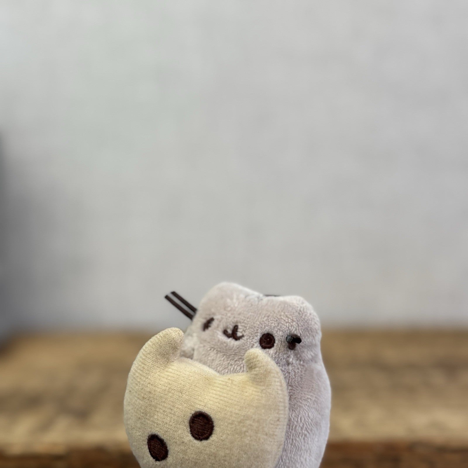 Gund Pusheen Cat Keyring - Snack Time Mini Pusheen Cookie Plush NWOT 