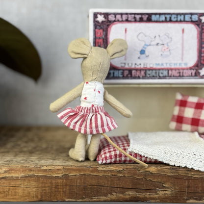 Maileg Retired Big Sister Mouse In Matchbox 2013 - Painted Nose, Red Mouth Rare