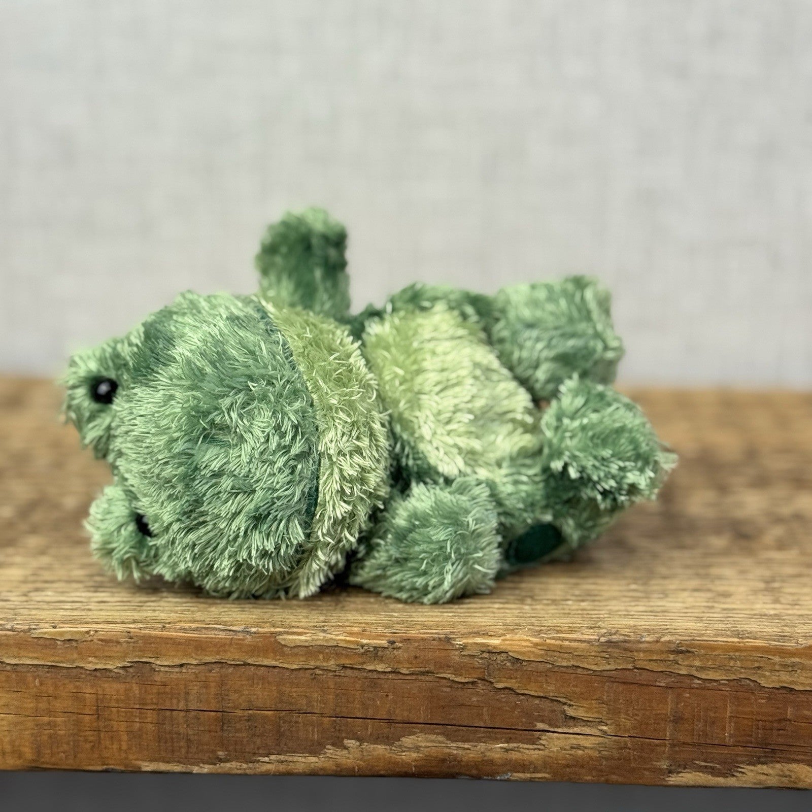 Russ Berrie Luvvies - Grayboff Frog - Pudding Frog Soft Toy Tiny 4”