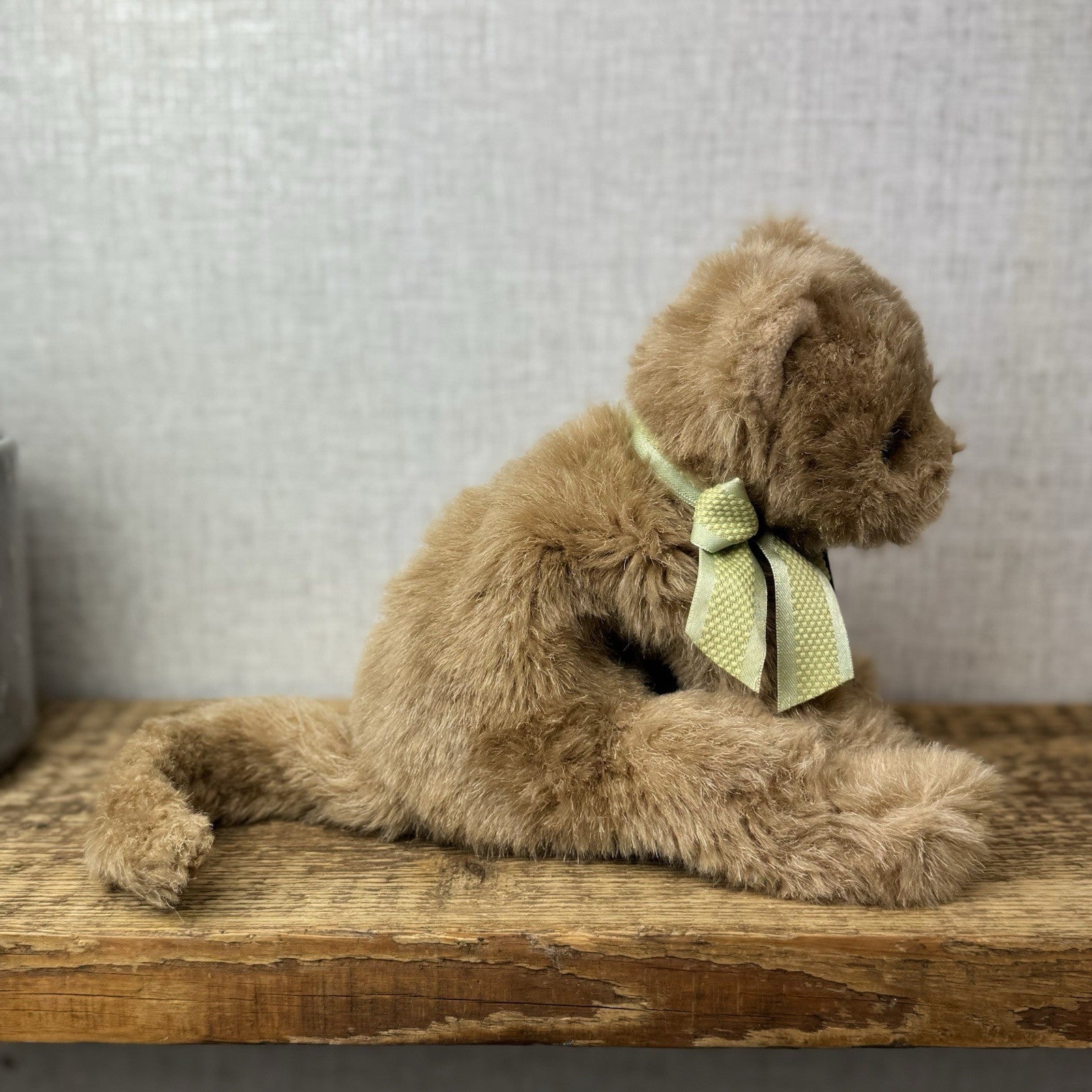 TY Classic Cameo The Brown Cat - Green Bow Tie - Vintage 2002 Brown Cat Beanie