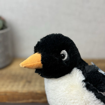 John Lewis Mabel Penguin - Christmas Advert 2014 (Jellycat Collaboration) (#2)