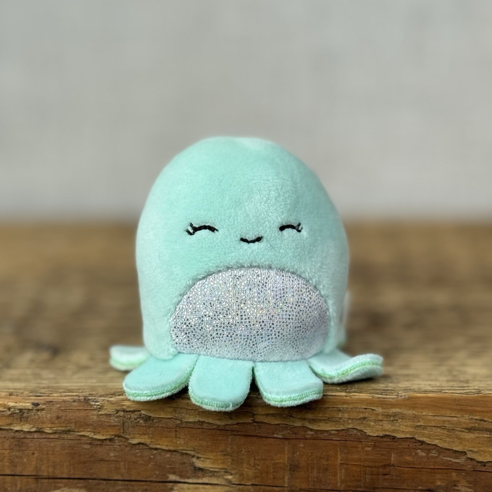 Squishmallow Squishville -Zobey Octopus Mint Sparlky  (Multi Buy Discount)