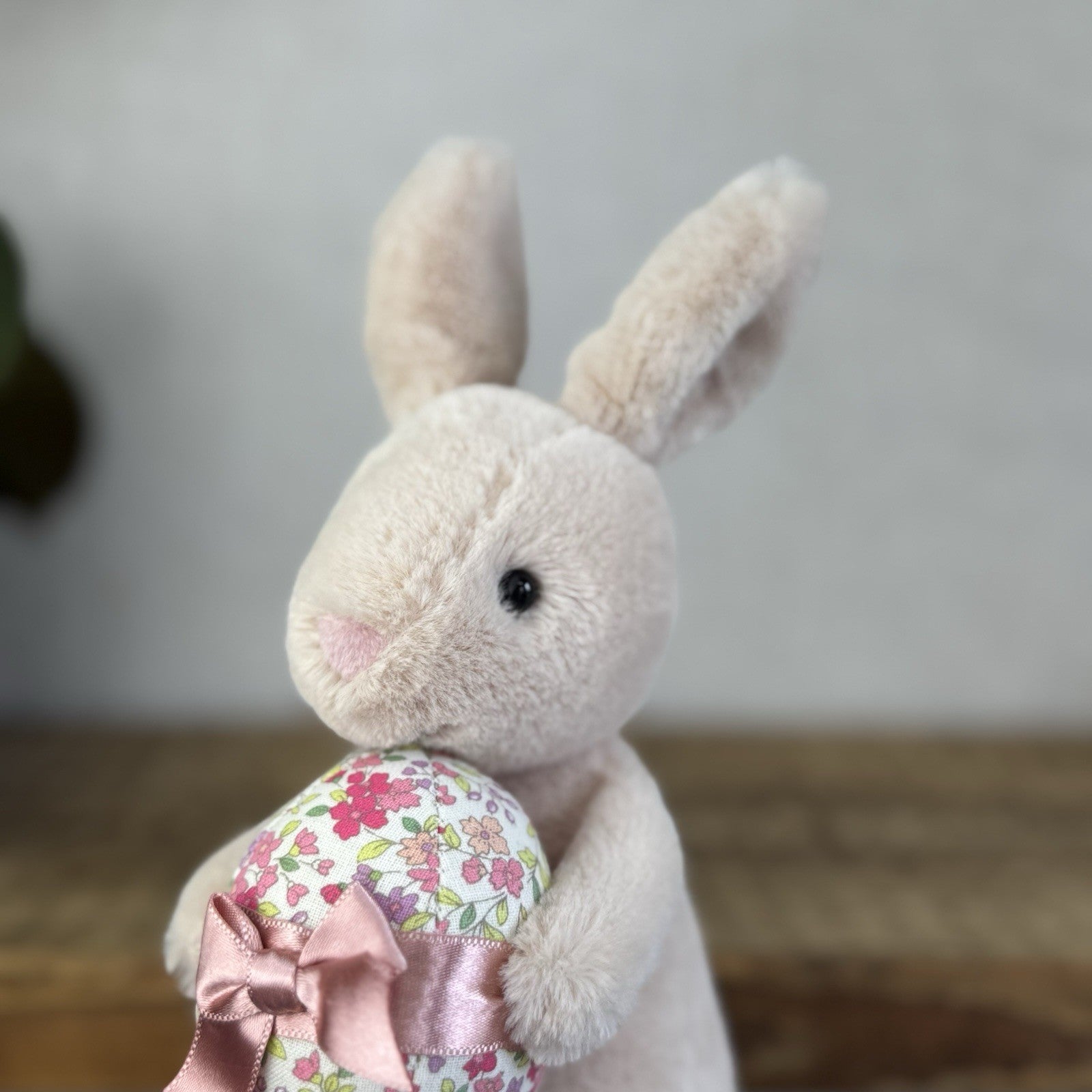 Jellycat Bonnie Bunny with Egg Small Rabbit Plush Toy Beanie Easter Pink 8”