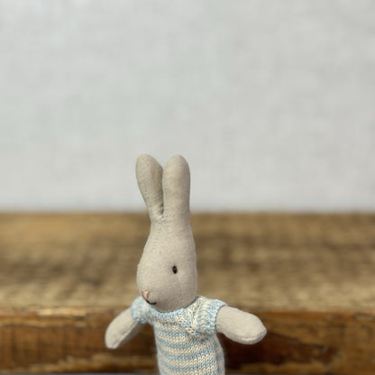 Maileg Micro Rabbit - Mint/Off White Knitted Romper Suit NWOT 
