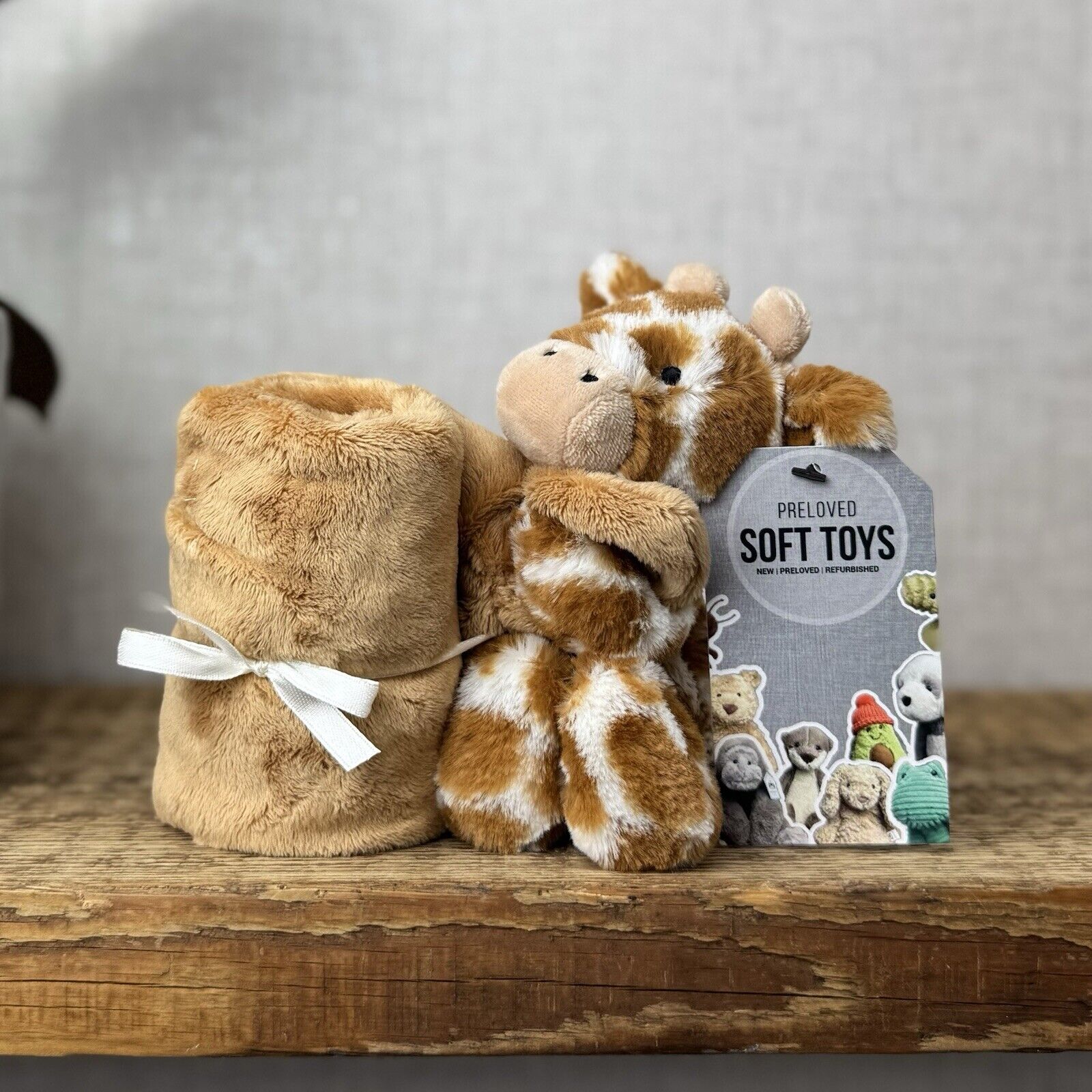 Jellycat Bashful Giraffe Soother - Giraffe Comforter Blanket Neutral Baby Gift
