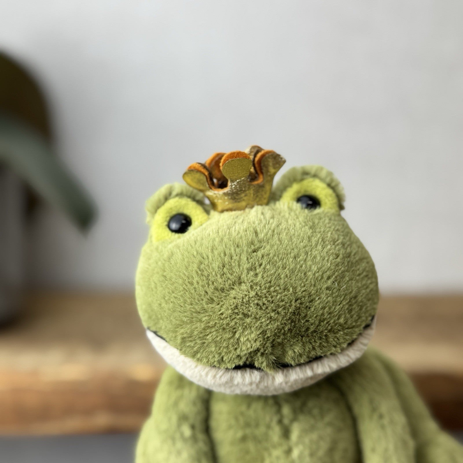 Jellycat Small Felipe Frog Prince - Little Frog In Crown Retired Frog Small 6”