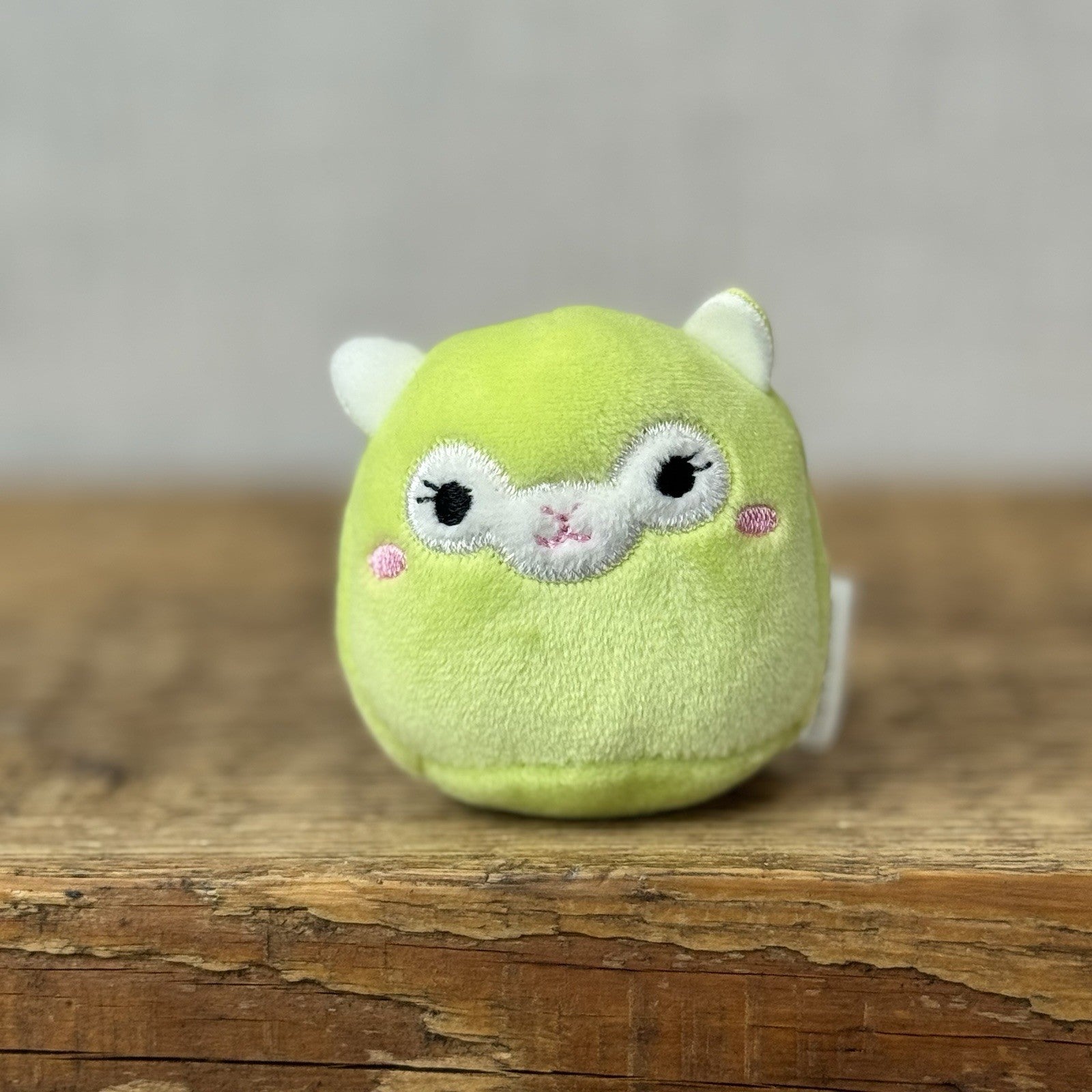 Squishmallow Squishville - Jim Llama/Alpaca Farm Animal Min (Multi Buy Discount)