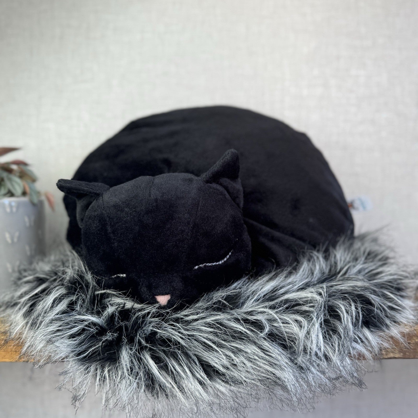 Jellycat Nestie Cat Soft Toy Plush NWOT - Black Cat Cushion Plush Rare 