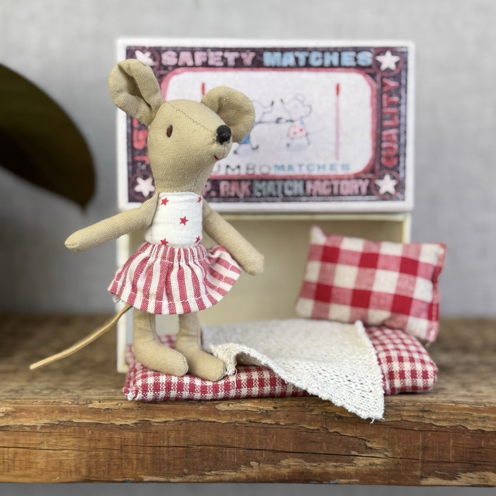 Maileg Retired Big Sister Mouse In Matchbox 2013 - Painted Nose, Red Mouth Rare