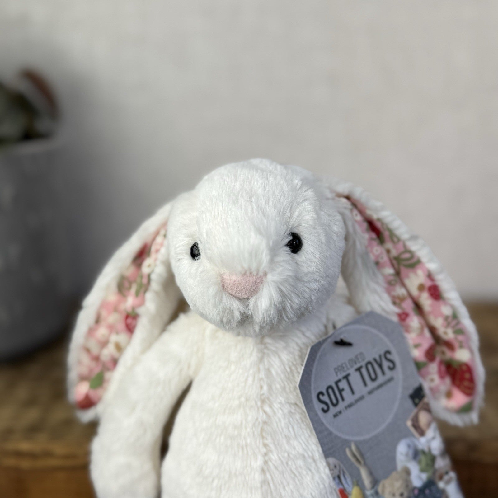 Jellycat Small Bashful Blossom Cream Bunny Berry - Cream Bunny Pink Ears NWOT 8”