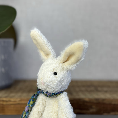 Jellycat Chi Chi Bunny Cream - Small Rabbit With Scarf Beanie Retired Rare 10”