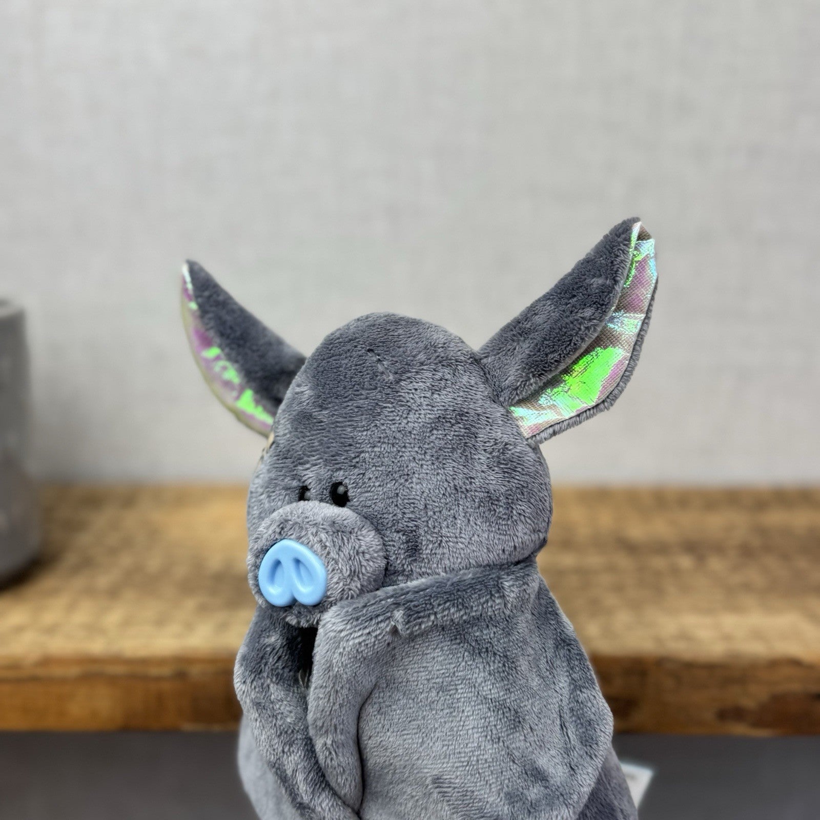 Blue Nose Friends Medium Echo Bat #32 Grey Shiny Bat 8"
