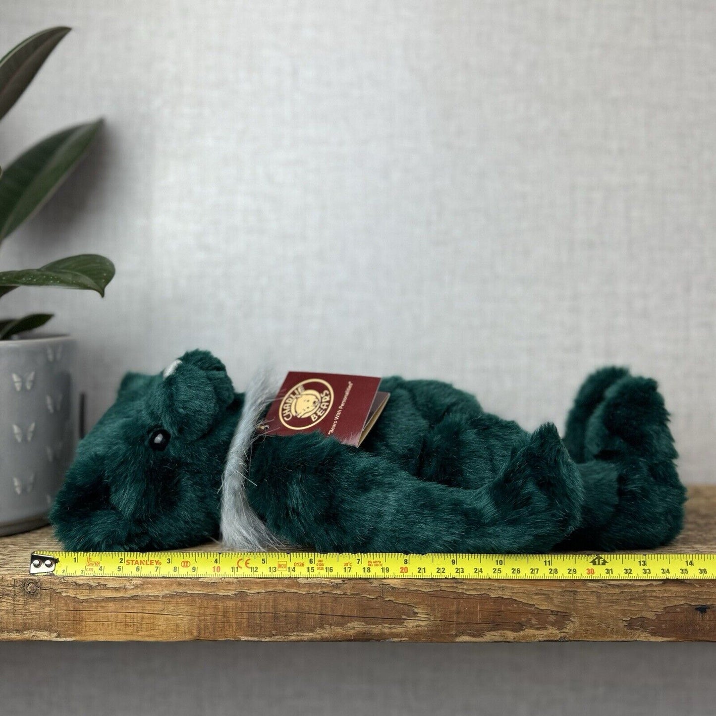 Charlie Bear Mr Cuddles - Festive Green Collectors Bear Posable - CB181715