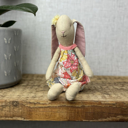 Maileg Mini Bunny Flora - Mini bunny Girl In Floral Dress Retired 2016