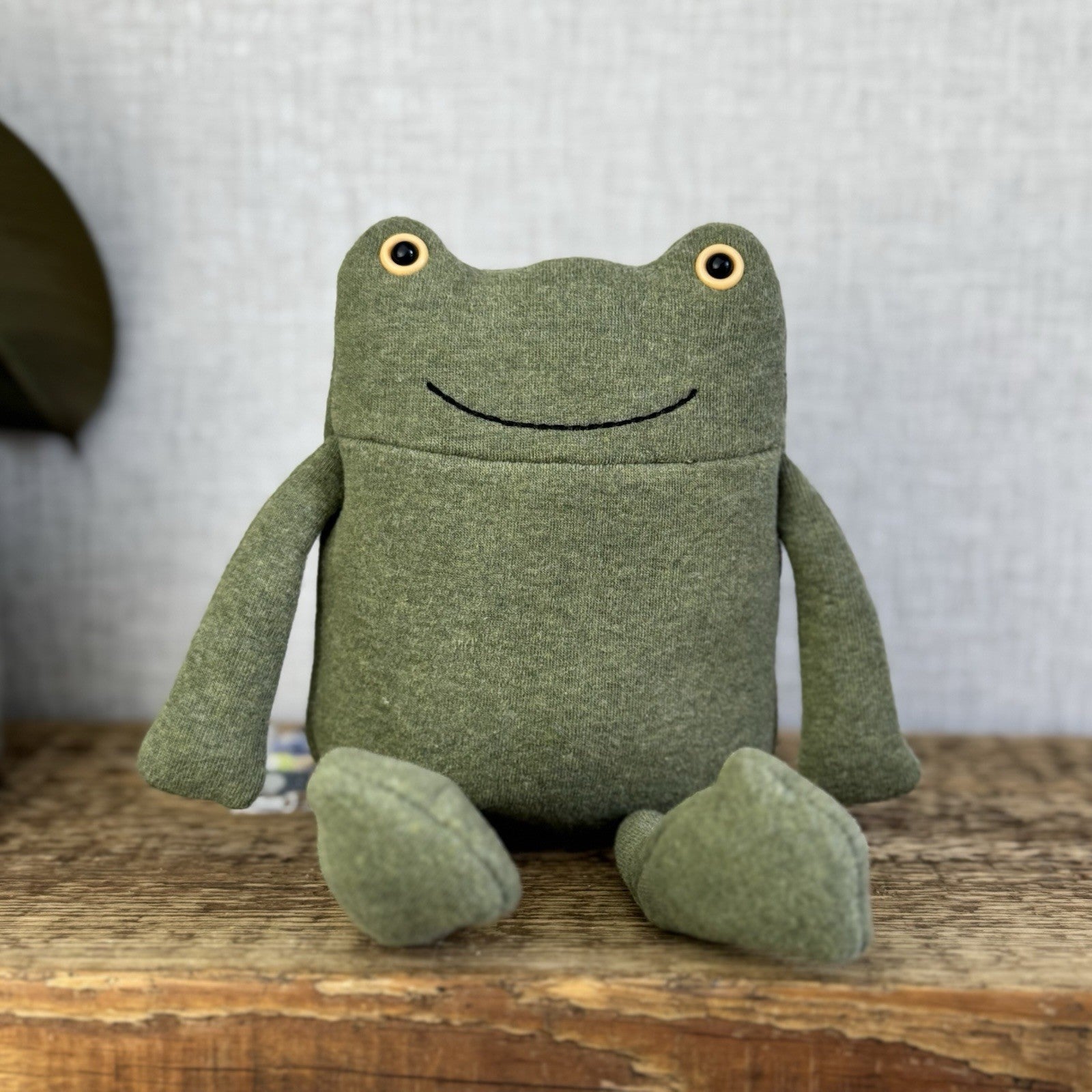 Jellycat Geek Frog - Jersey Green Soft Beanie Frog Toy Retired Small Cute 9"