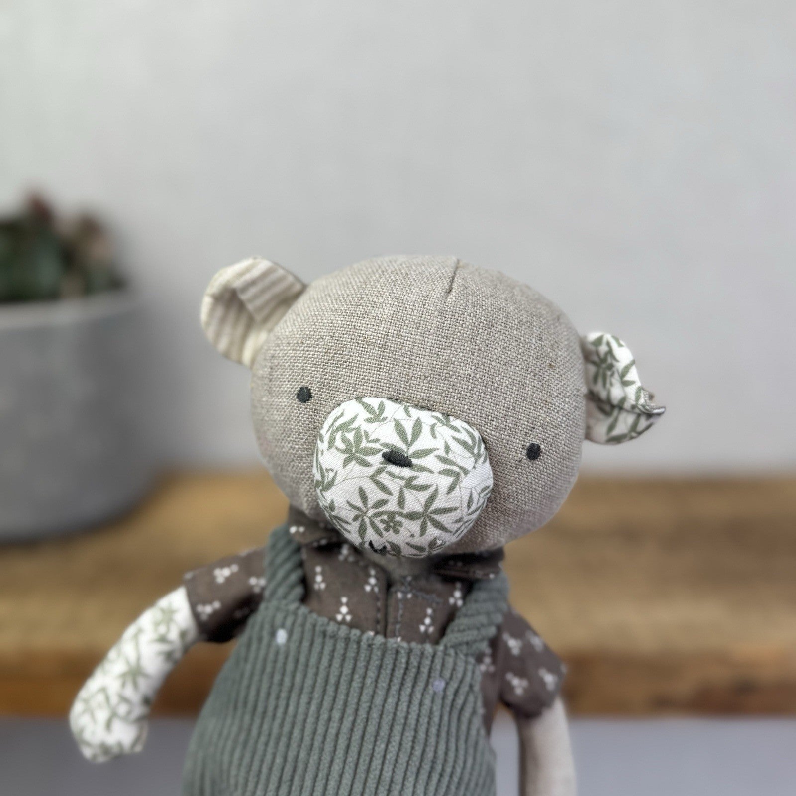 Mamas & Papas X Laura Ashley Bear - Scandinavian Baby Boy Bear Green Leaves Rare