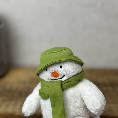 The Snowman Mini Soft Toy Baby Beanie - Christmas Rainbow Designs - R Briggs 5”