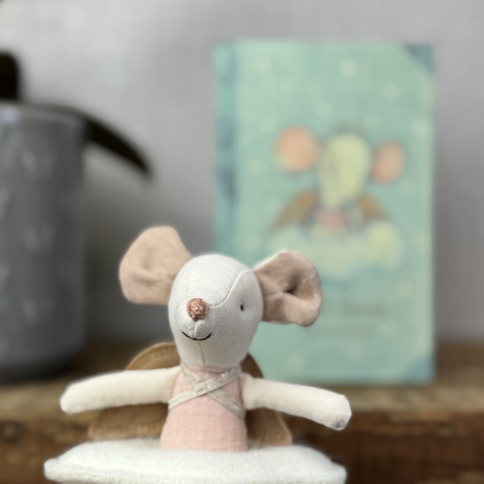Maileg Angel Mouse, Big Sister In Book - New Without Tags Retired 2020