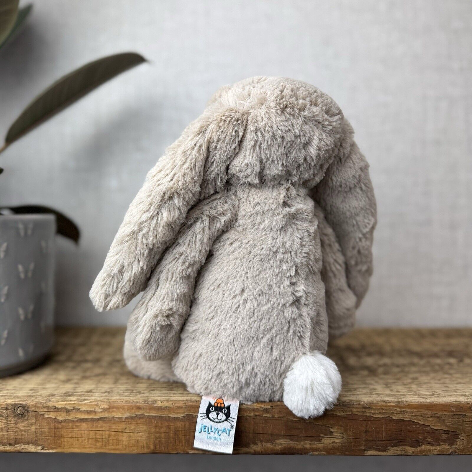 Jellycat Medium Bashful Beige Bunny - Light Brown Bunny Soft Toy Beanie 12” (1)