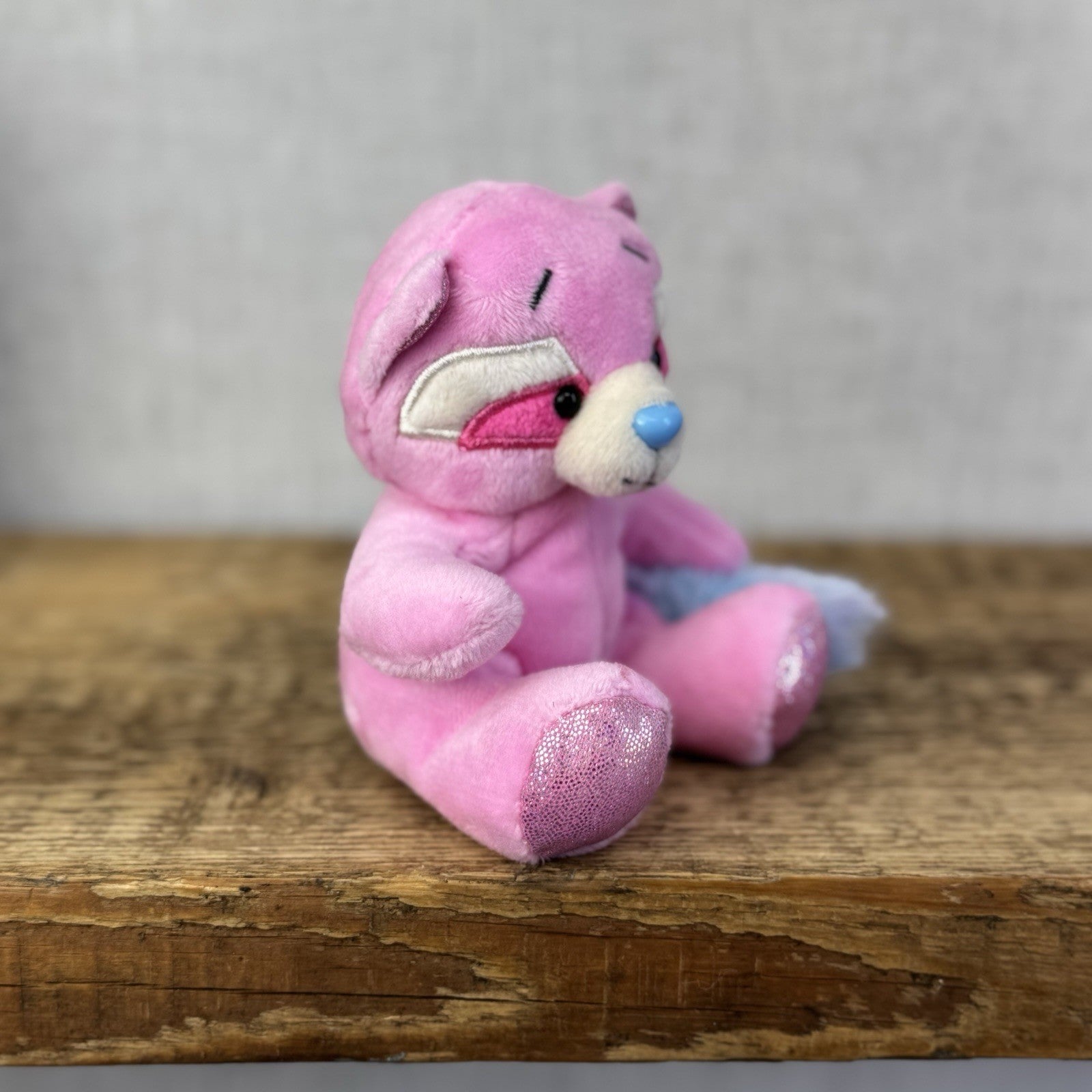 Blue Nose Friends - Rezi The Raccoon #2 - Pink Blue Nose Friend Rare Retired