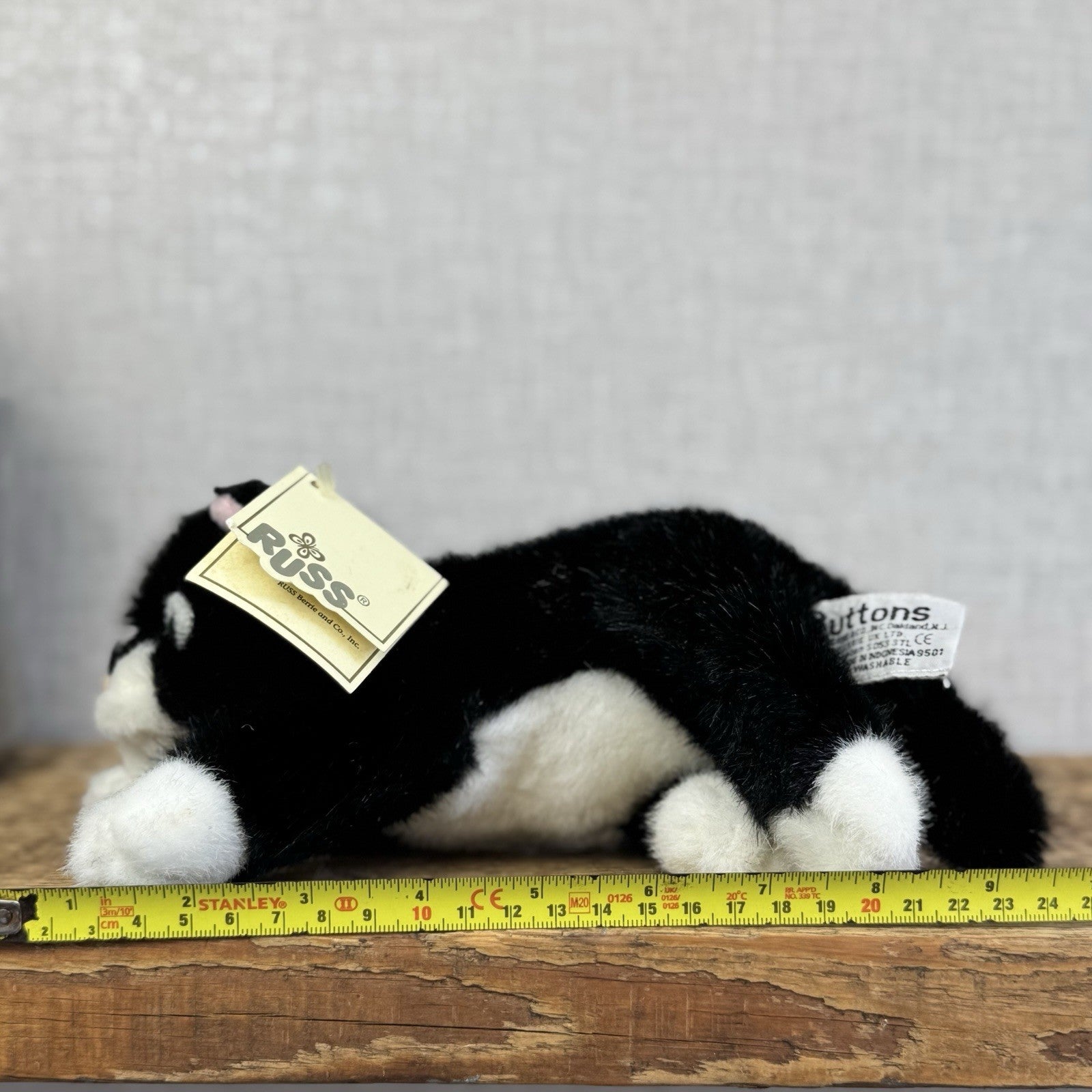 Russ Buttons The Cat Beanie - Black Cat White Paws - Vintage Kitty Plush 9"