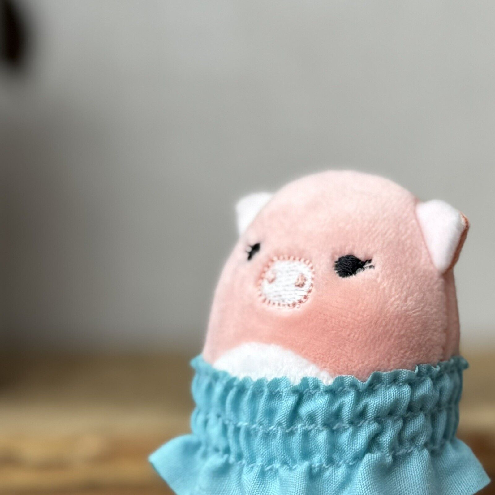 Squishmallow Squishville - Petra Pig - Tiny Pink Pig With Skirt Squishmallows 2"