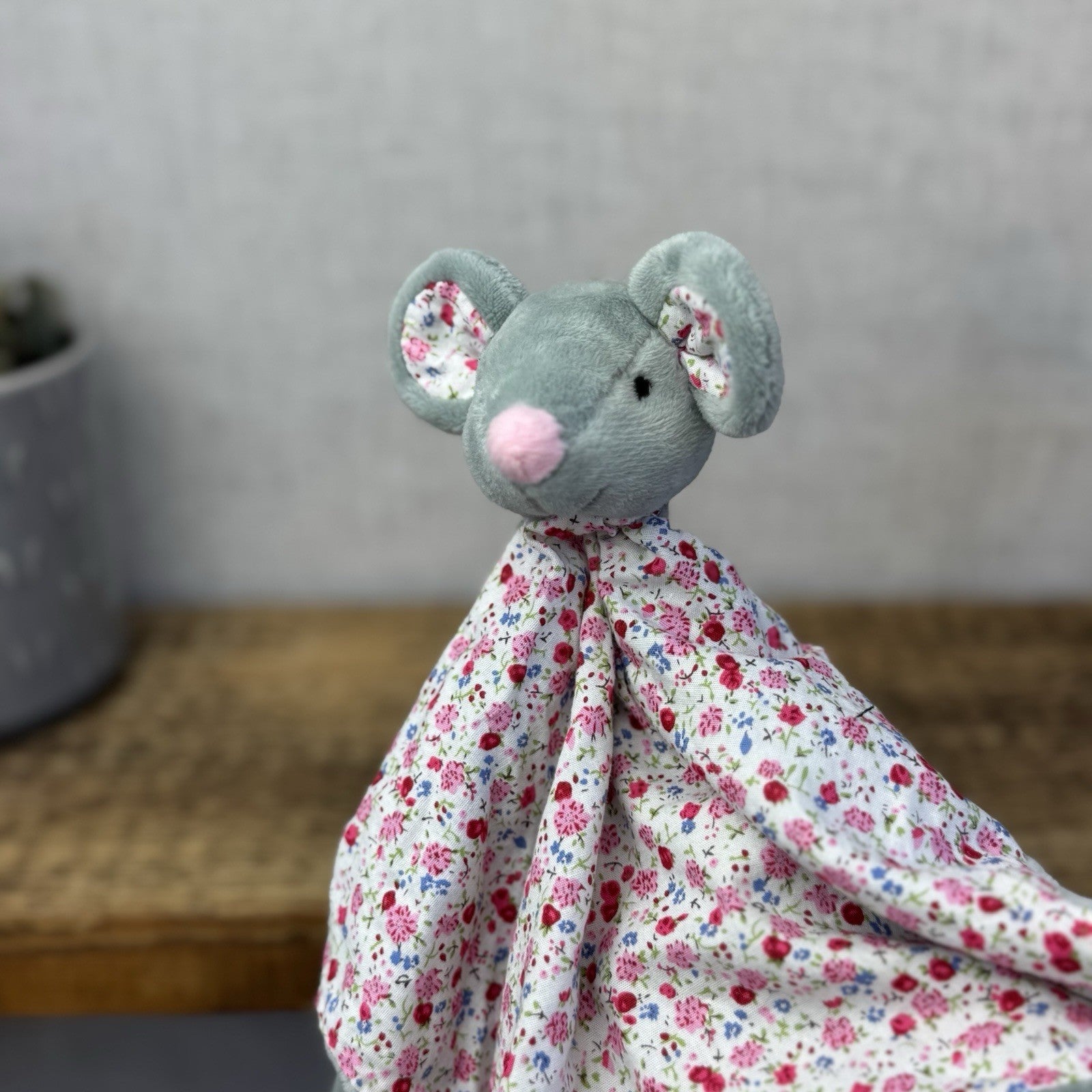 JoJo Maman Bebe Grey Mouse Comforter - Pink/Grey Mouse Comfort Tag Blanket NWOT 