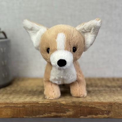 Jellycat Isobel Chihuahua - Small Soft Toy Dog Plush Beanie Cute Puppy 7"
