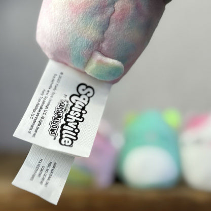 Squishmallow Squishville Pink/Blue Cat Bundle - Risa, Cindy, Charisma, Sabrina