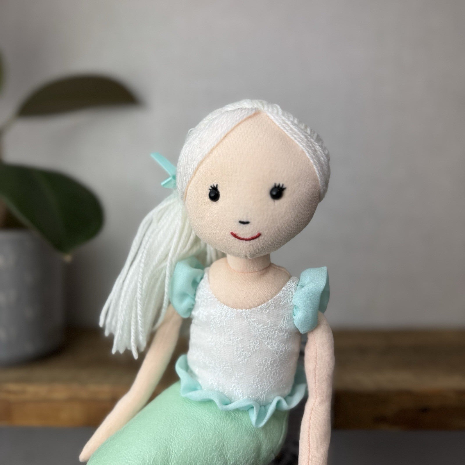 Jellycat London Maddie Shellbelle Mermaid Plush Doll Vinyl Green Tail Rare 16"